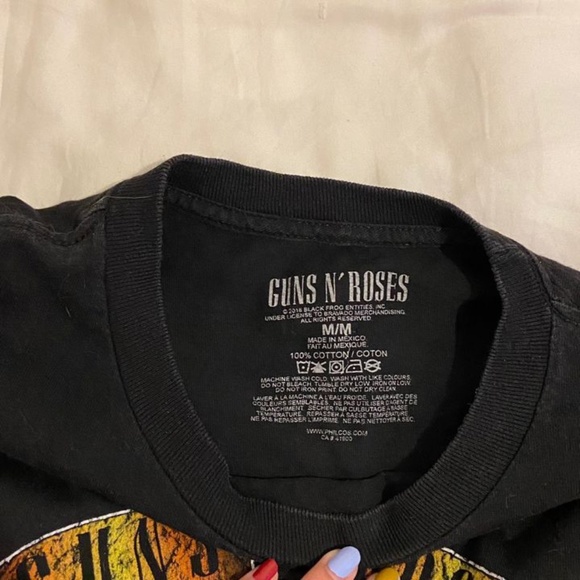 Guns N’ Roses Graphic Sweatshirt – Size XS - Picture 2 of 2